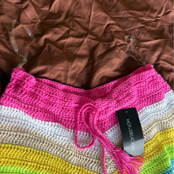 Crochet Rainbow Shorts with Adjustable Drawstring Waist- Size Medium (NWT) - Picture 4 of 7